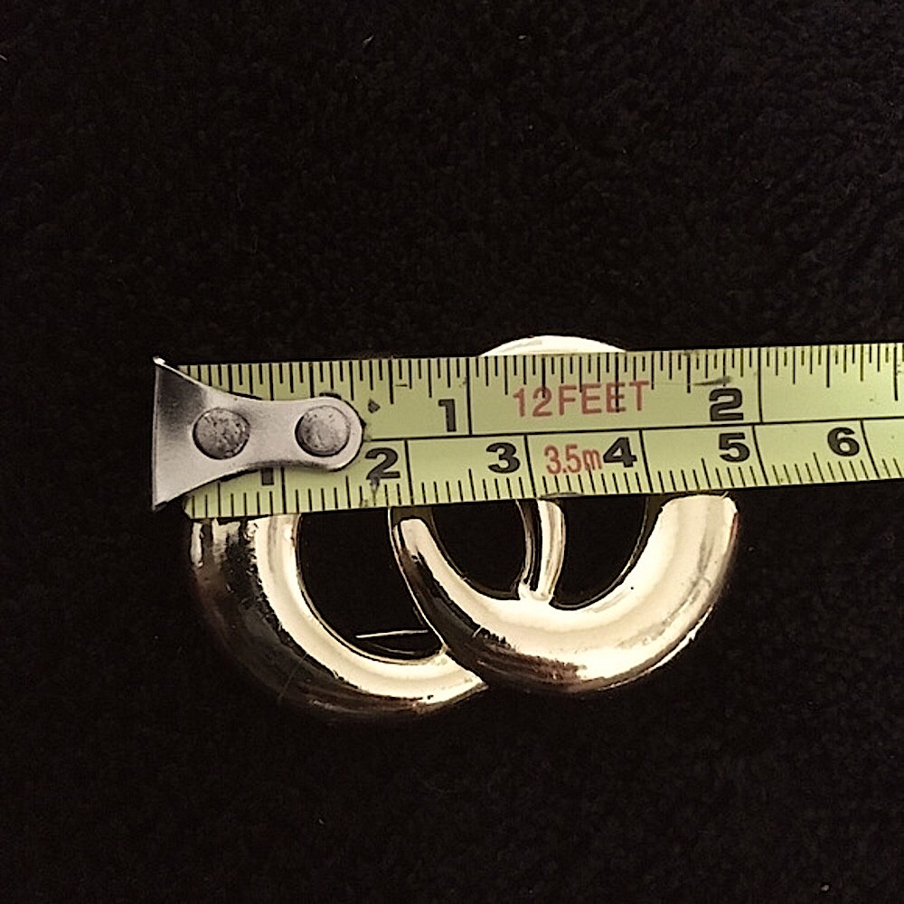 Vintage Gold Tone Brooch Pin - Picture 7 of 8